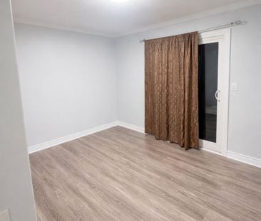 For Lease - 1320 Fundy Court, Oshawa, Ontario - Photo 3