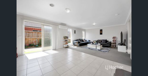 Effortless Living in a Prime Harkness Location! APPLICATIONS NOW OPEN - Photo 1