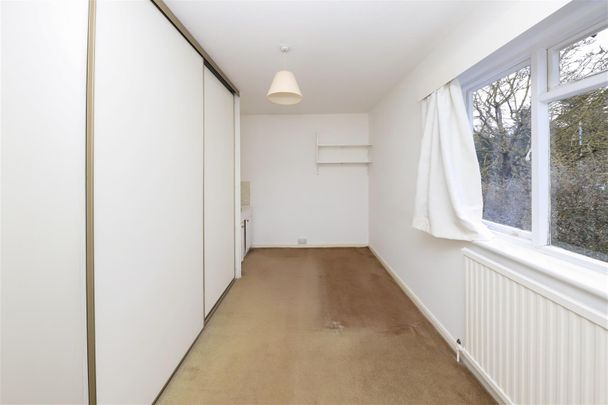 4 bedroom house - detached - Photo 1