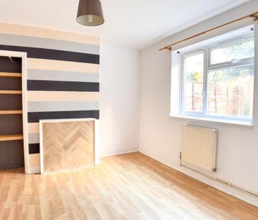 2 bedroom ground floor maisonette to rent - Photo 3