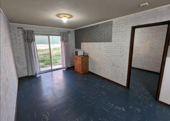 Pets Allowed. Top Locale. Walk to Everything! Ultra-convenient life style - Photo 1