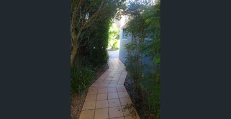 COMFORT AND CONVENIENCE - Photo 3