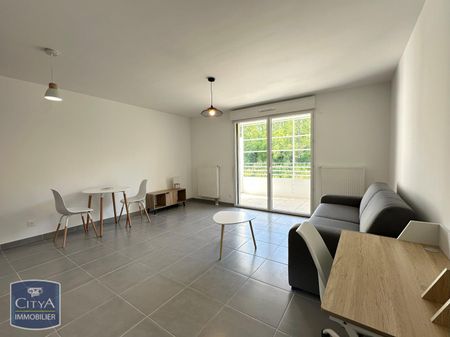 Location Appartement 1 pièce 31m² TOURS 37000 - Photo 2