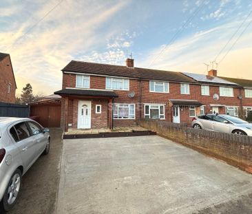 Gainsborough Rd, Reading - Photo 2