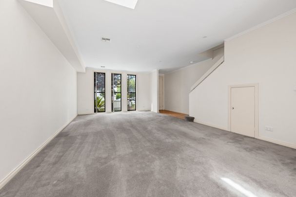 28 Newman Street, Kensington VIC 3031 - Photo 1