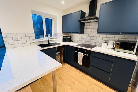 Richington Way, Seaford - Photo 2