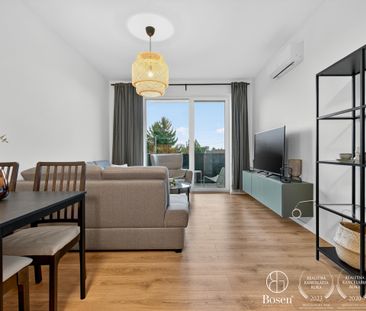 BOSEN | Moderný 2 izbový byt s loggiou a parkovaním – Geologická, P... – Fotografia 4