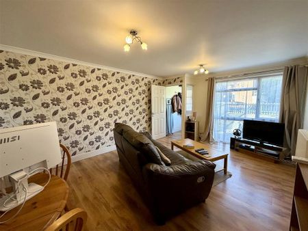 2 bedroom terraced house to rent - Photo 3