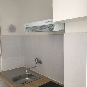 Location appartement 1 pièce 26.79 m² à Carnoux-en-Provence (13470) - Photo 2