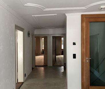 Aussergewöhnliche 2 Zimmerwohnung mit Terrasse - Foto 6