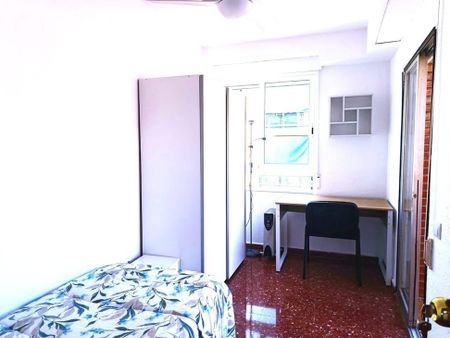 Carrer del Bisbe Jaume Pérez, Valencia, Valencian Community 46006 - Photo 5