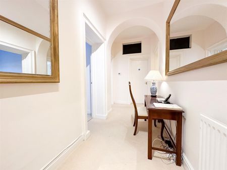 Lansdown Place, Cheltenham GL50 2HX - Photo 2