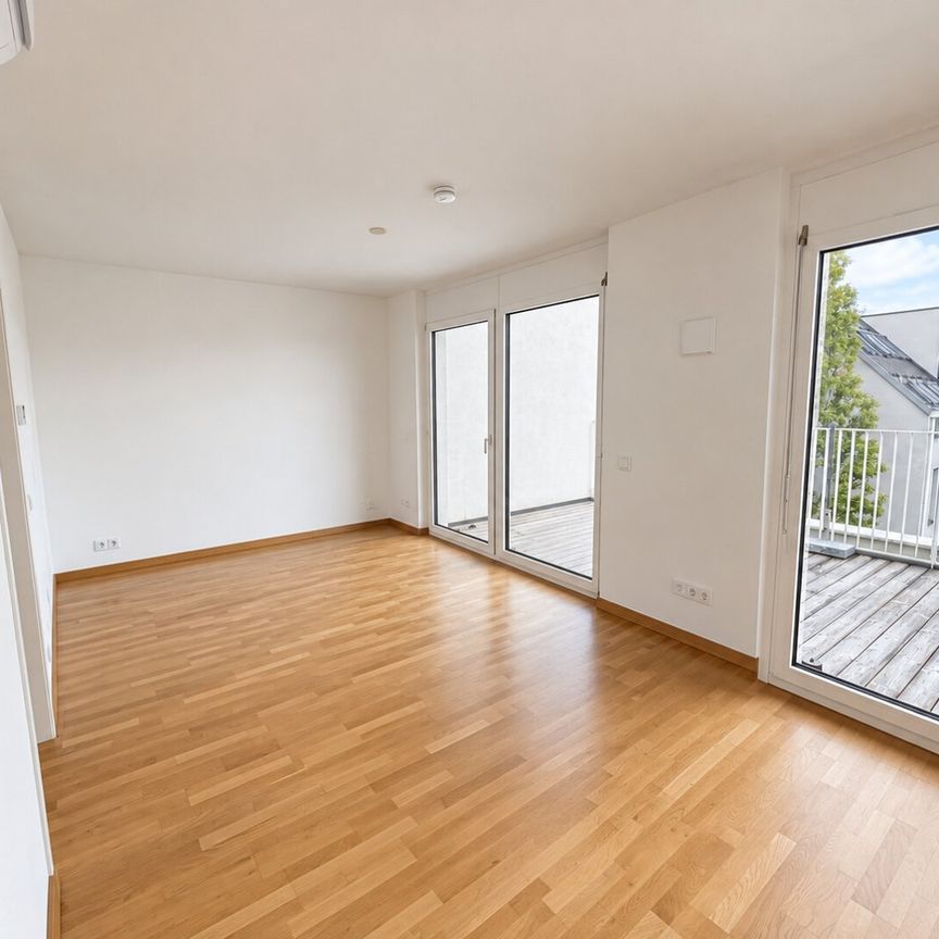Lichtdurchflutete 2 Zimmerwohnung mit mehr als 35m² Freifläche bei U3-Kendlerstraße - Photo 1
