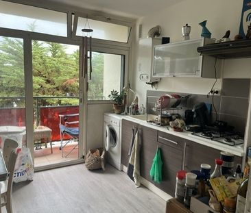 Location Appartement 3 pièces 55m² DONVILLE LES BAINS 50350 - Photo 3