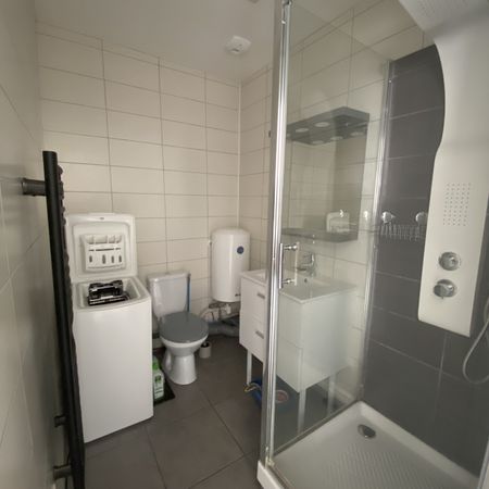 GRAND STUDIO LUMINEUX ET MODERNE - VISITE VIRTUELLE - Photo 4