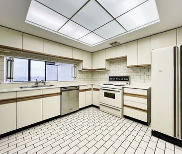 For Lease - 65 Skymark Drive Unit# 901, Toronto, Ontario - Photo 3