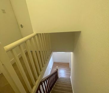 1 Bed Flat, Oakfield Road, CR0 - Photo 5