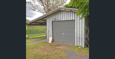 Country Living Perfection - Photo 2