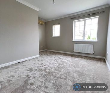 2 bedroom semi-detached house to rent - Photo 3