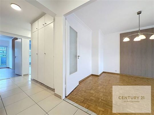 Appartement te huur - Photo 1