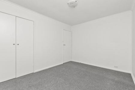 1/32 Simpsons Road, Box Hill - Photo 4