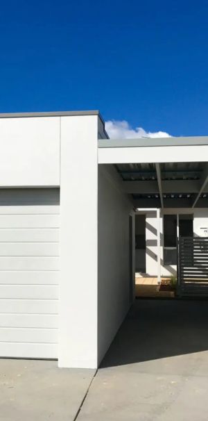 Modern & Spacious Three-Bedroom Home in the Heart of Googong - Photo 2