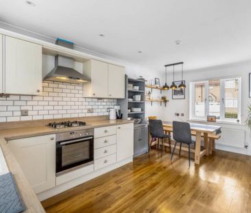 3 bedroom detached house to rent - Photo 5