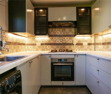 3 Bed Terraced House, The Brookmill, RG1 - Photo 1