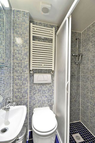 A modern studio apartment set on the lower ground floor in West Kensington, London W14 - Photo 3