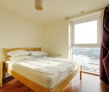 3 bedroom flat to rent - Photo 5