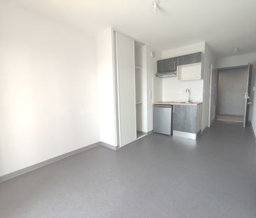 Location Appartement 1 pièce 18m² NIMES 30000 - Photo 5