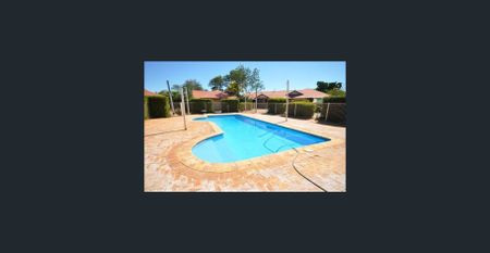 MASTERS VILLA - 3x2 + Secure Complex with Communal Pool - Photo 3