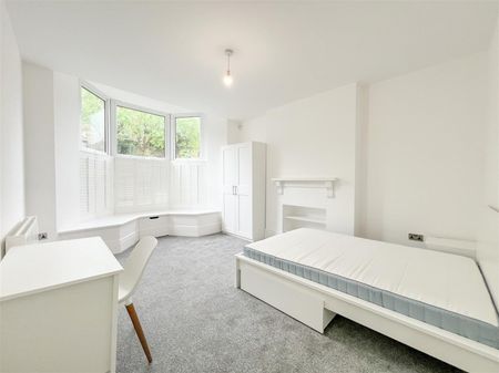 Flat 1, 71 Marlborough Road, Broomhill, Sheffield - Photo 2