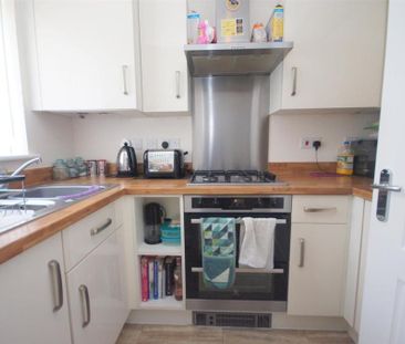 2 bedroom terraced house to rent - Photo 5