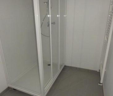 Location Appartement 2 pièces 43m² LE CREUSOT 71200 - Photo 2