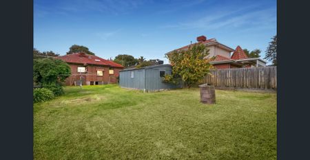 21 Aspinall Road, Box Hill North, Vic 3129 - Photo 4