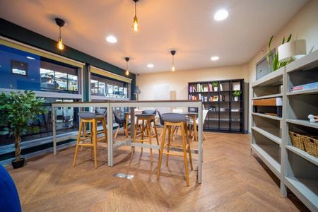 Studio to rent - Photo 2