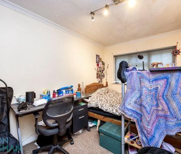 5 bedroom semi-detached house to rent - Photo 2