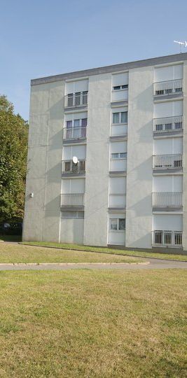 À louer Appartement T5 95.00 m - Photo 1