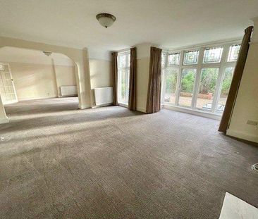 3 bedroom flat to rent - Photo 1