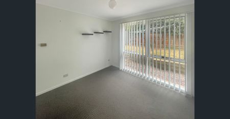 Spacious Family Home - Photo 2