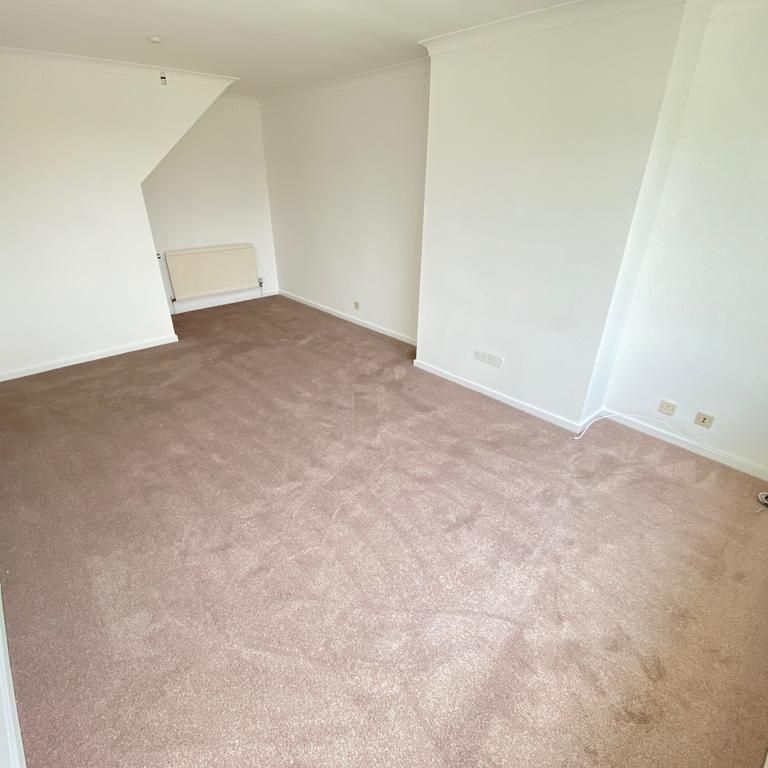 2 bedroom semi-detached house to rent - Photo 1