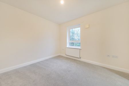 Southwold Drive, Peterborough, Hampton Beach - Photo 4