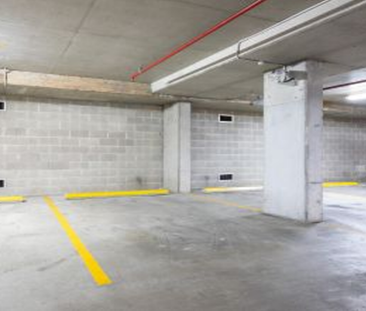 Prime Car Space in the Heart of Ultimo - Unmatched Convenience and ... - Photo 2