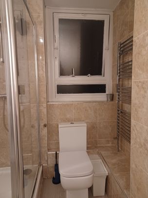 Room in a Shared Flat, Keith House, NW6 - Photo 1