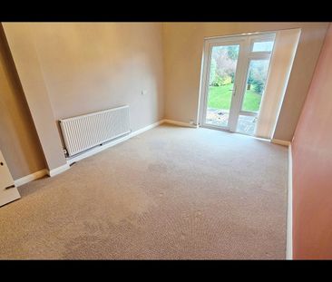 Room in a Shared House, Crownfield Avenue, IG2 - Photo 4