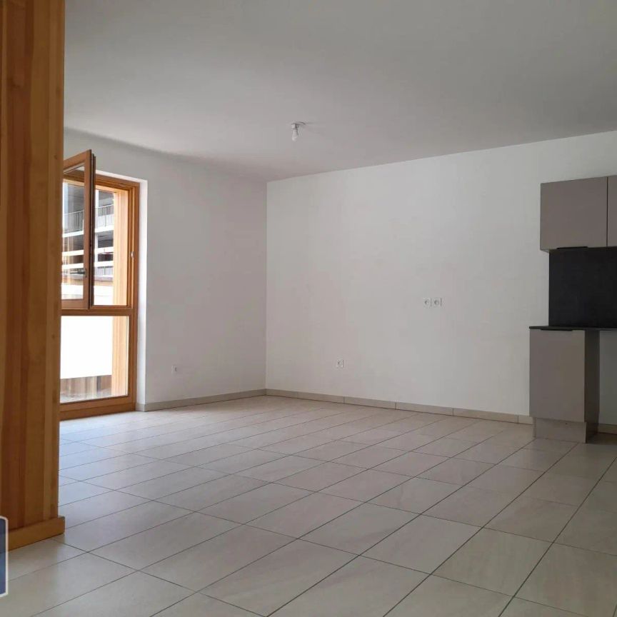 Appartement à louer 4 pièces 82.59m² - Photo 1