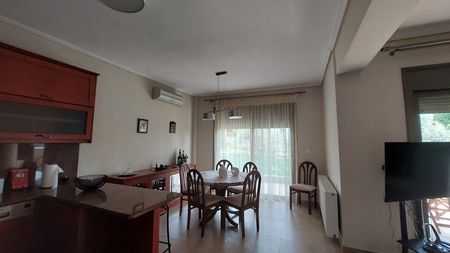 Μονοκατοικία για ενοικίαση Λουκίσια (Ανθηδώνος) - Φωτογραφία 4