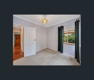 Cozy 2-Bedroom Retreat - Photo 6