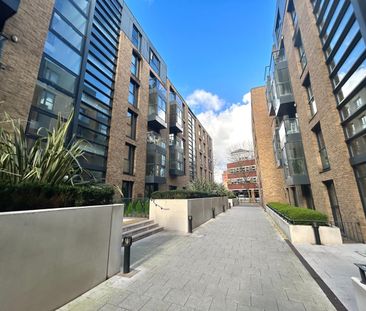 Studio Flat, Southside, B5 - Photo 2